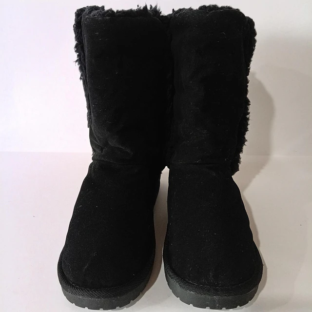 Muk Luks , 38 3