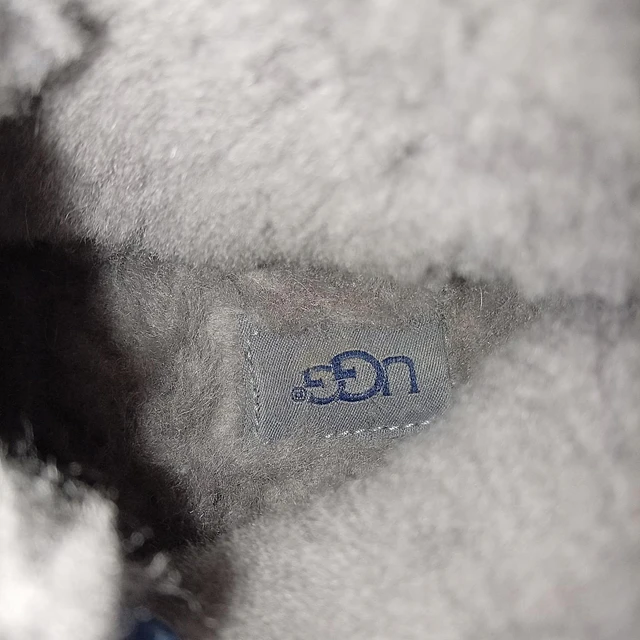 UGG Neumel ,41 4