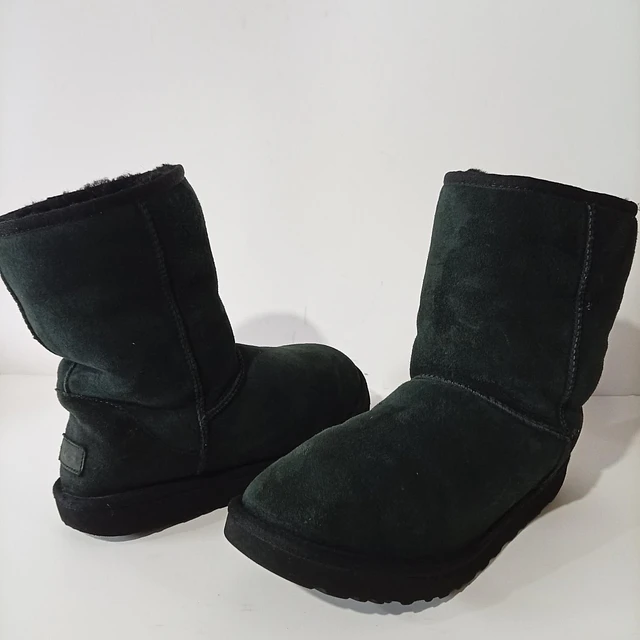 UGG Classic Short II , 39 1