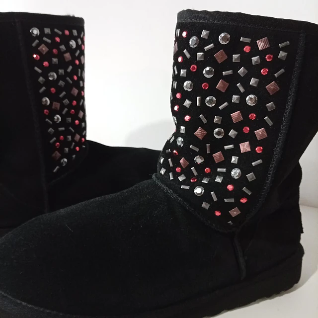 UGG Classic Short Stud II , 20 2