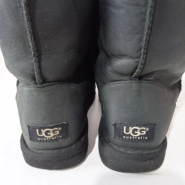 UGG Classic Short Leather , 38 6