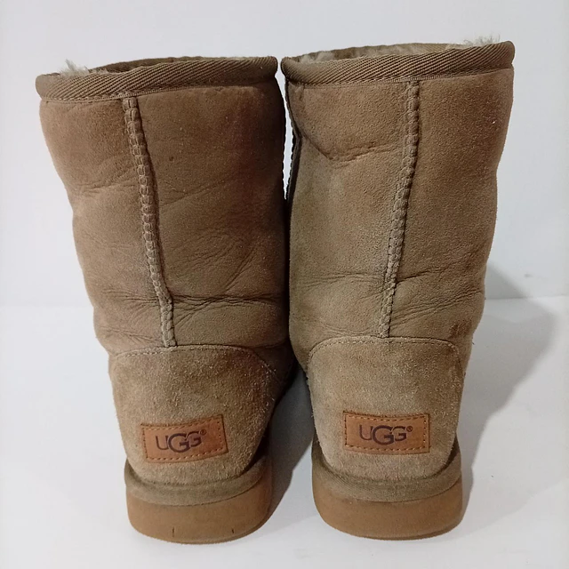 UGG Classic Short II , 38 5