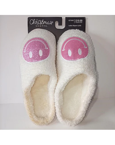 Christmas Shoppe , 38-39