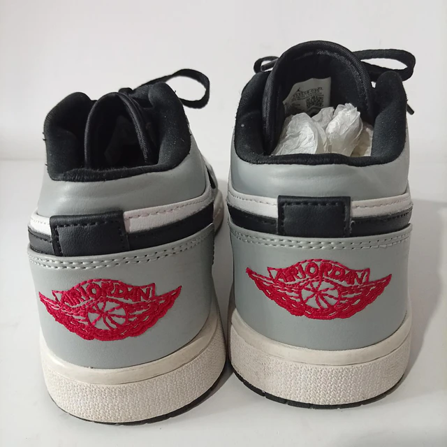 Air Jordan 1 Low , 26,5 cm 6