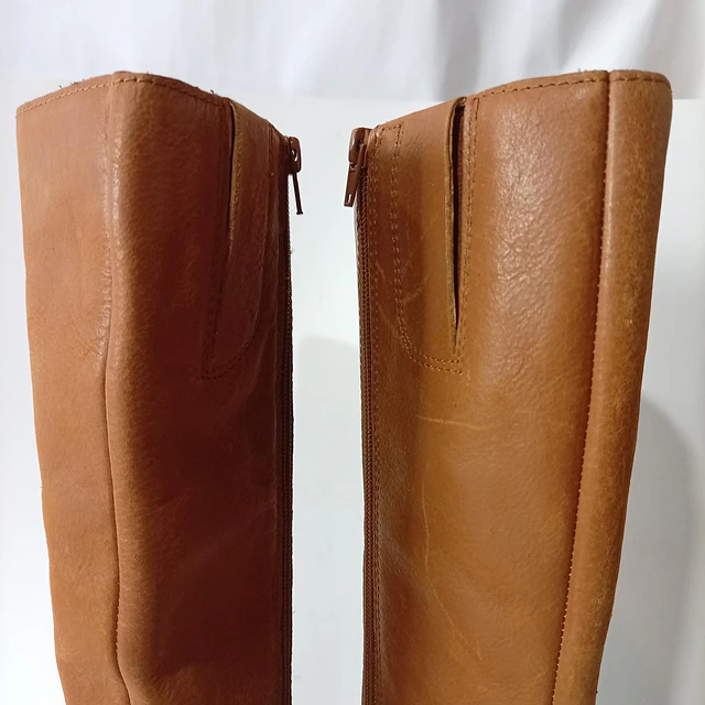 Crown Vintage , cuero ,37 7