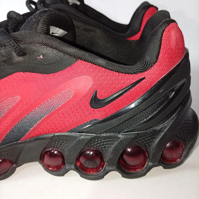 Nike Air Max DN8 , 26,5 cm 9