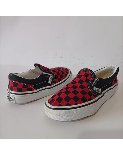 Vans , 28