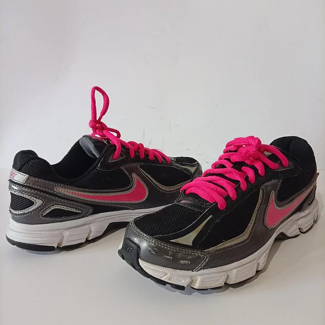 Nike , Incinerate , 36,5 1