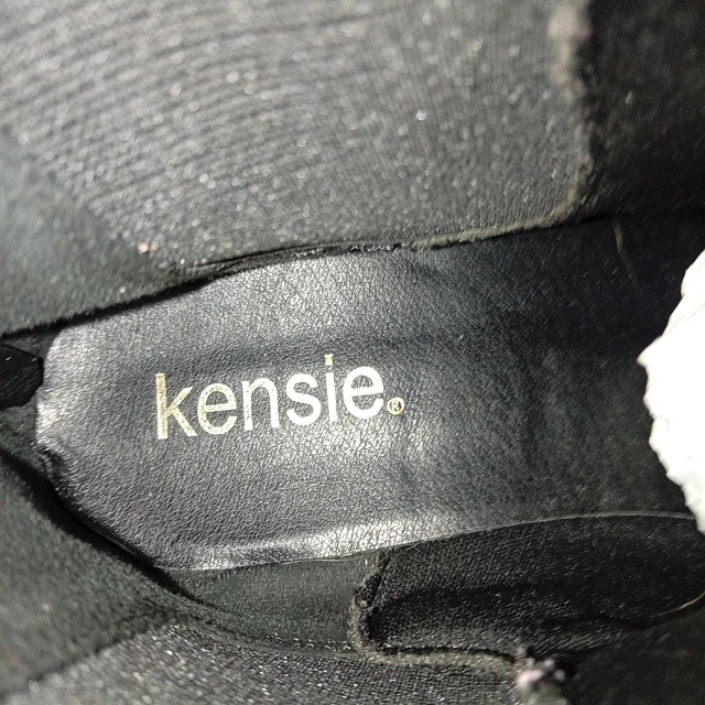 Kensie , 39 5