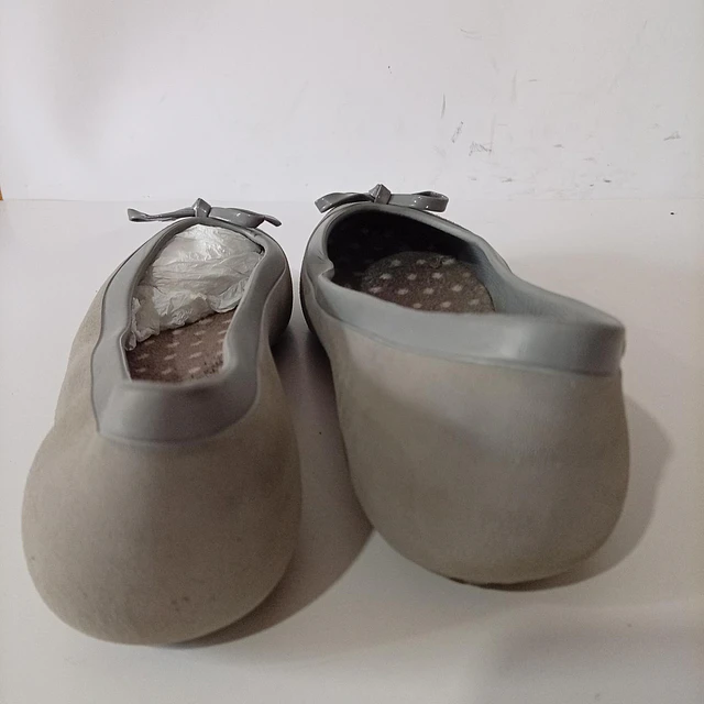 Crocs , 37 3