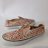 Vans , 37 1
