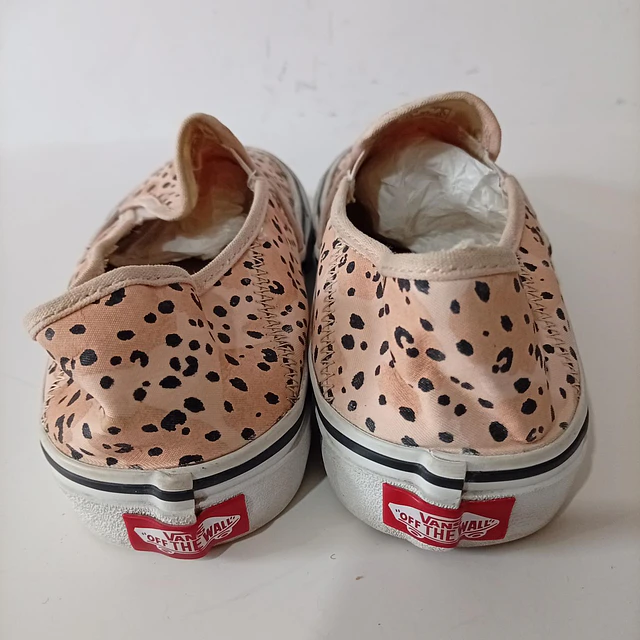 Vans , 37 3