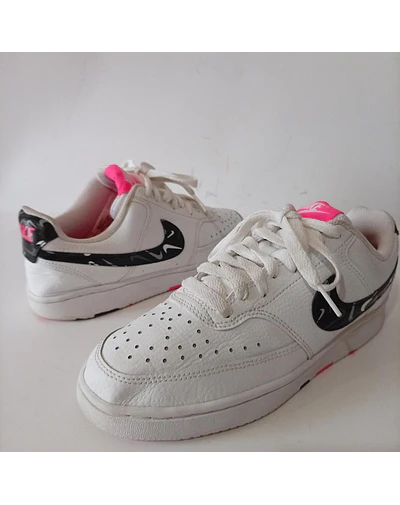 Nike Court Vision , 37
