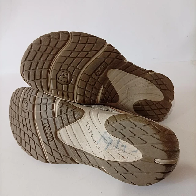 Merrell , 38 5