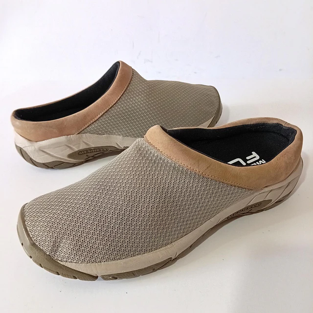 Merrell , 38 1