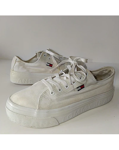 Tommy Jeans , 37
