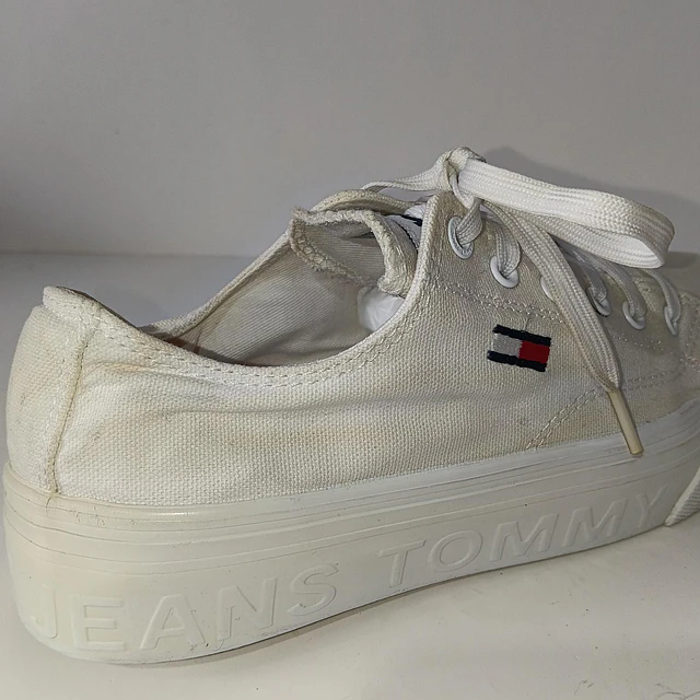 Tommy Jeans , 37 4