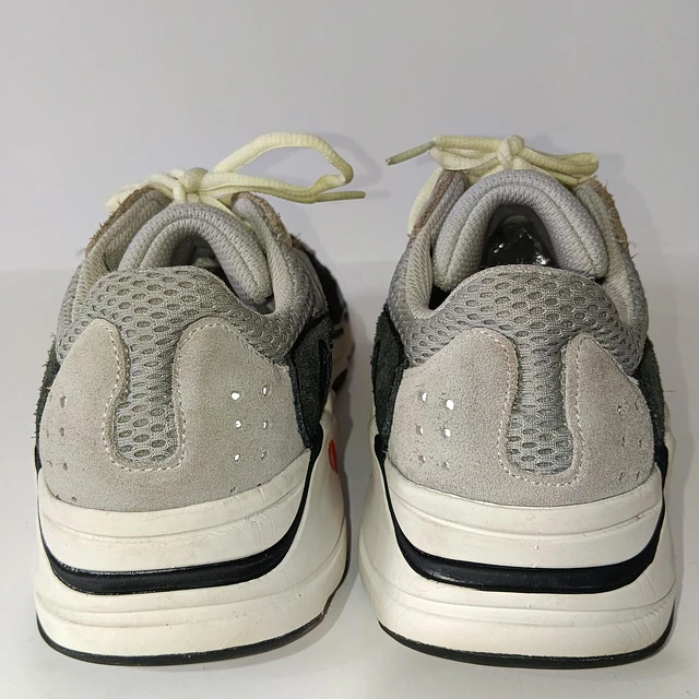Adidas Yeezy Boost 700 , 26 cm 7