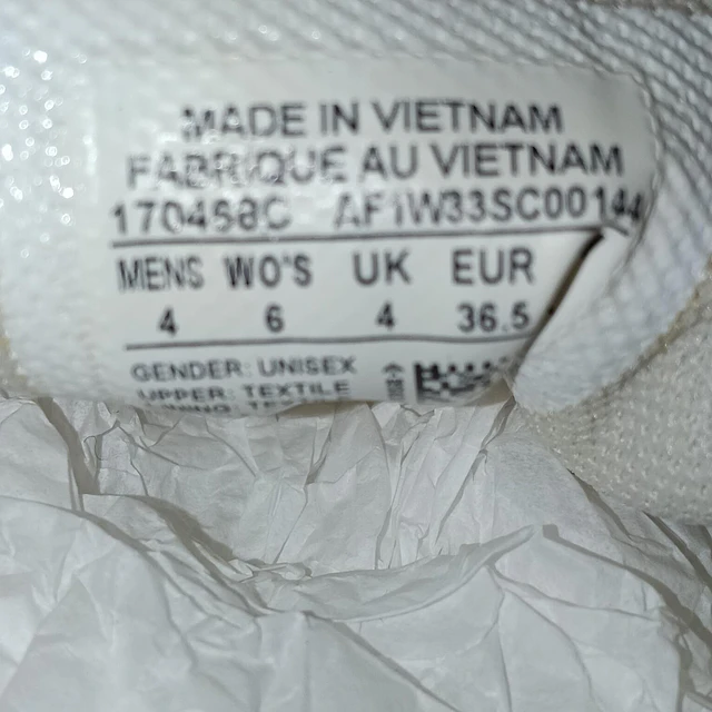Converse , 36 2