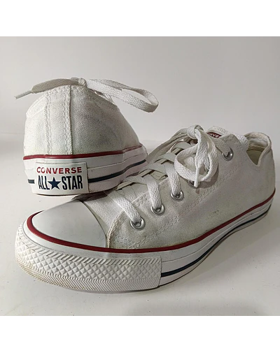 Converse , 38,5