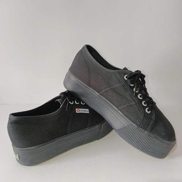 Superga  , 39 7