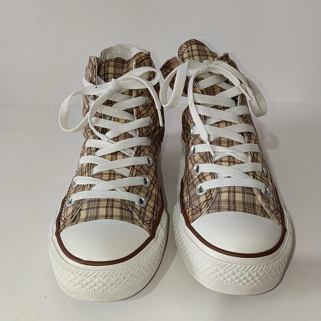 Converse , 38  2