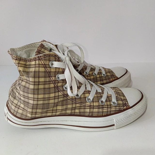 Converse , 38  4