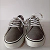 Vans , reno , 37 3