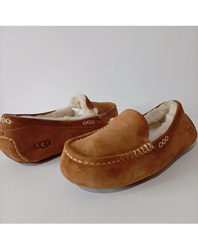 UGG Ansley 28 cm