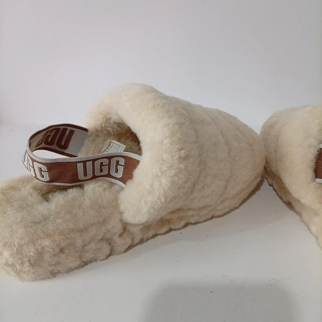 UGG Fluff Yeah Slide , 39 3