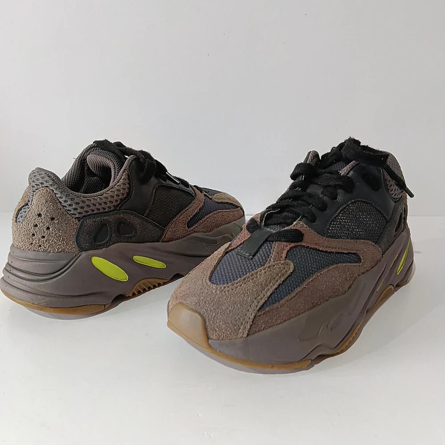 Adidas Yeezy  , 35 1