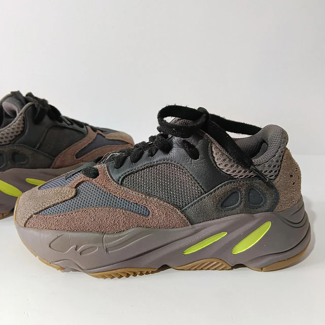 Adidas Yeezy  , 35 2