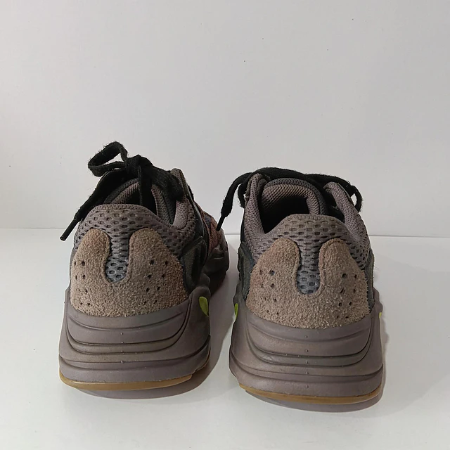 Adidas Yeezy  , 35 4