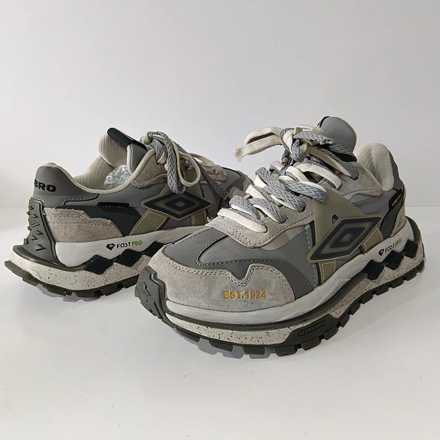 Umbro Fuse Spaceship , 25 cm 1