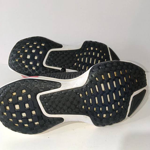 Nike Invincible 3 , 27 cm 6