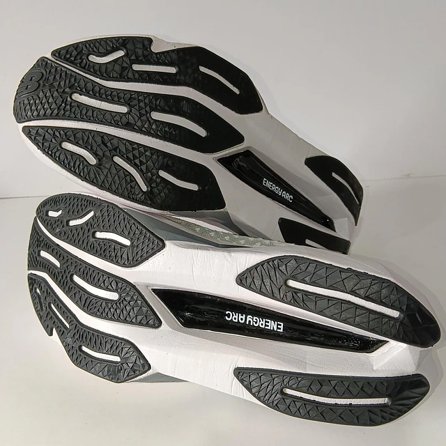 New Balance New Cell Elite 4 , 26,5 cm 7