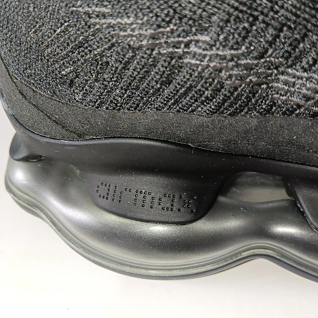 Nike Air Max Scorpion Flyknit , 26,5 cm 9