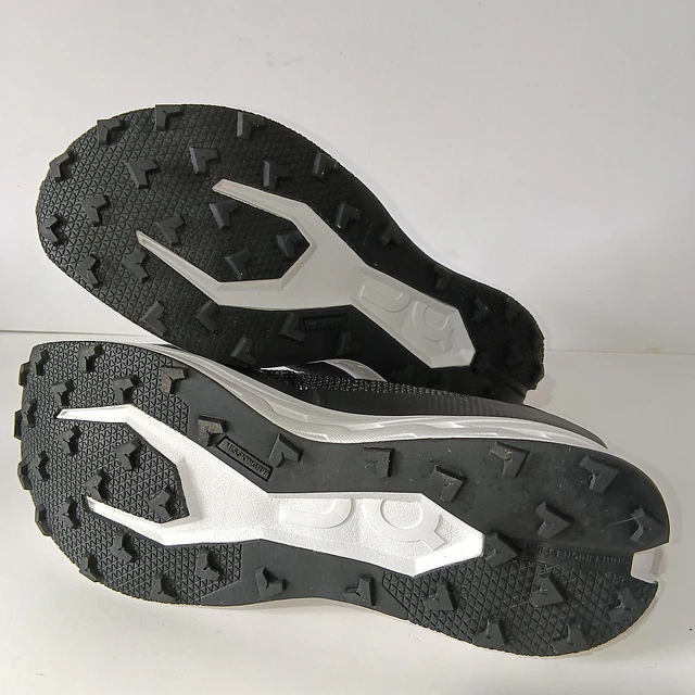 On Clourunner 3 , 29 cm 7