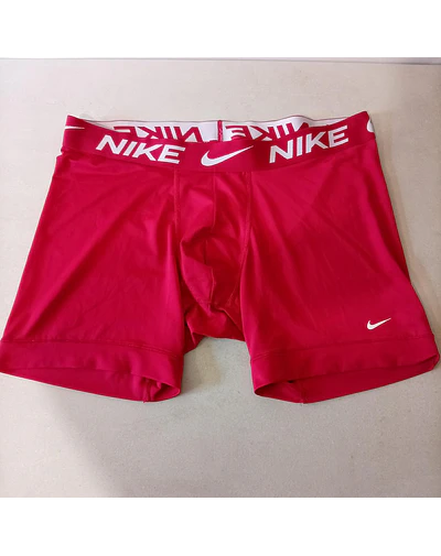 Nike , Talla L