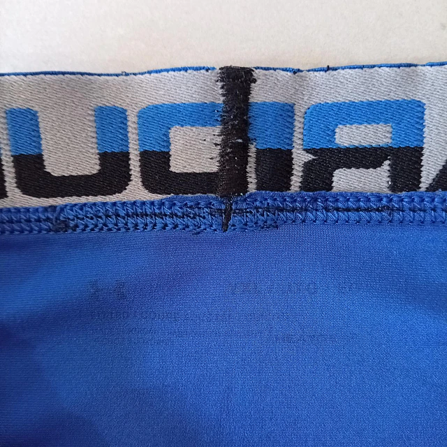 Under Armour , talla M 4