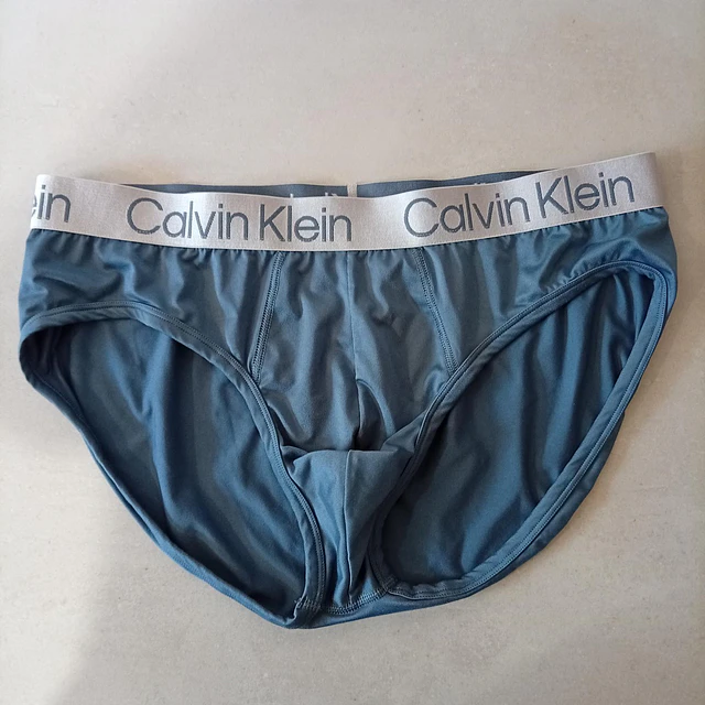 Calvin Klein , talla XL 1
