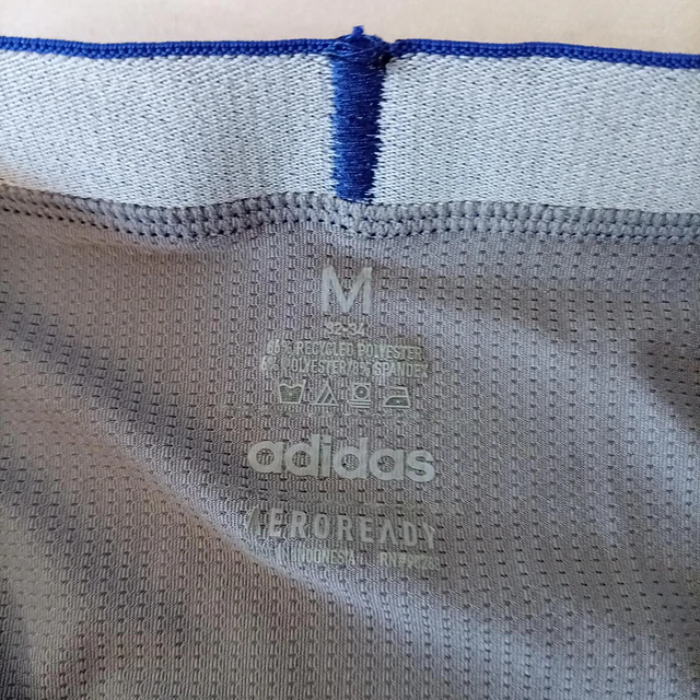 Adidas , talla M 3