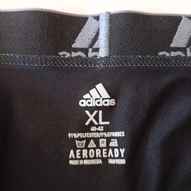 Adidas , talla XL 2