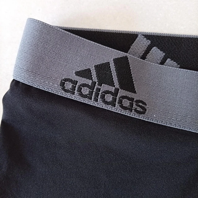 Adidas , talla XL 4