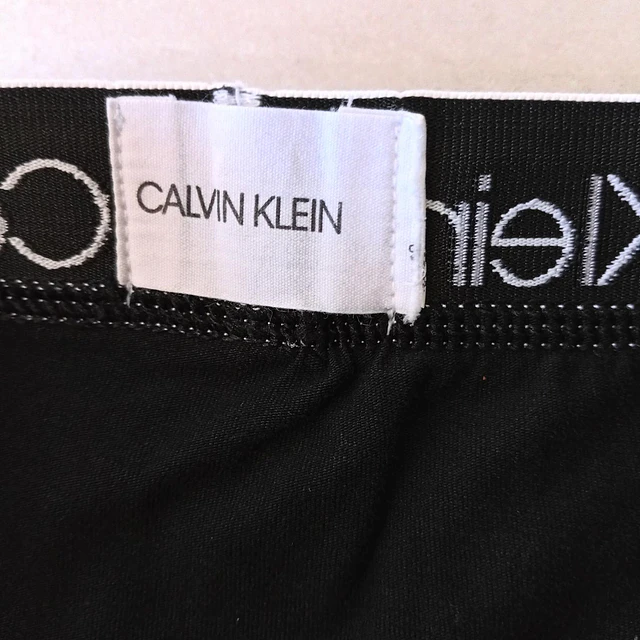 Calvin Klein , talla M 2