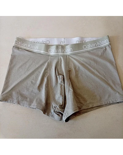 Calvin Klein , talla L