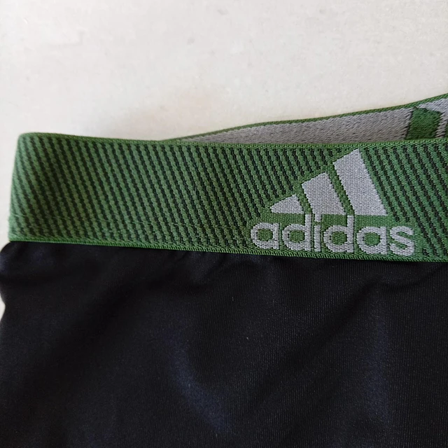 Adidas , talla XL 3