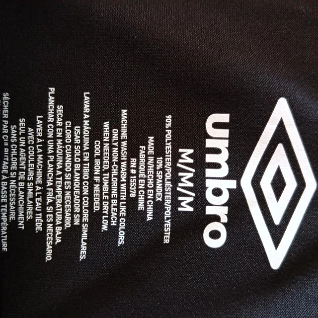 Umbro , talla M 2