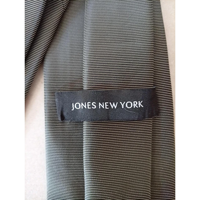 Jones New York 3