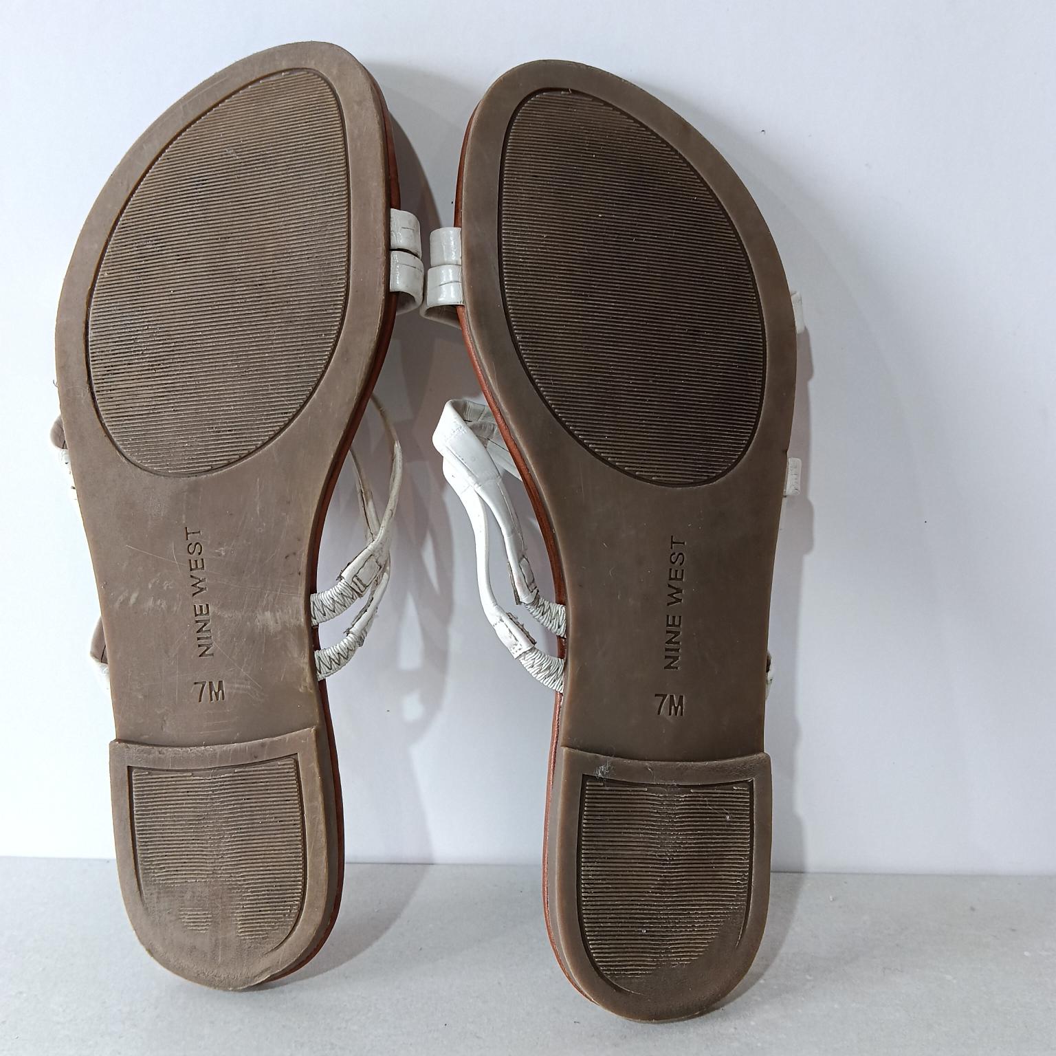 Nine West , 37